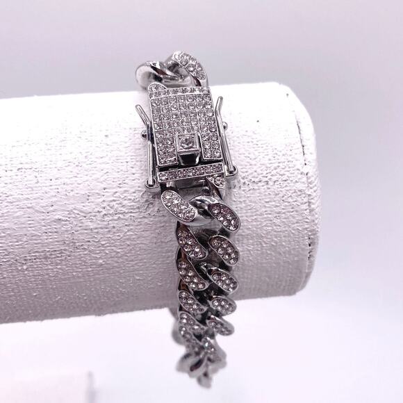 Silver Tone Cuban Link Full Rhinestones Pave Alloy Bracelet - Picture 5 of 6